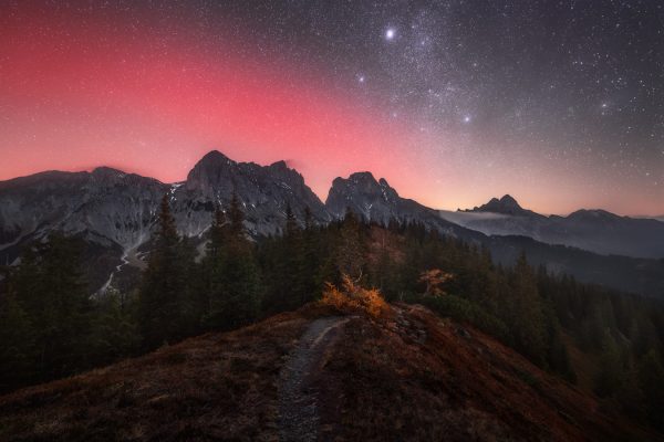 Hon na rudý říjen